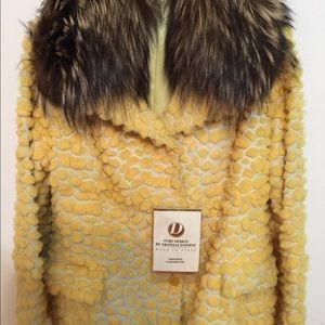 Fox fur collar, leather jacket